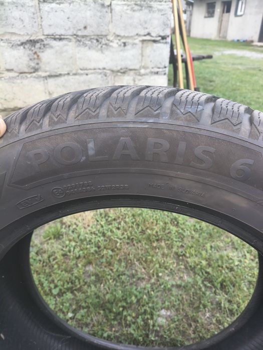Sprzedam opony zimowe Barum 235/55/R17
