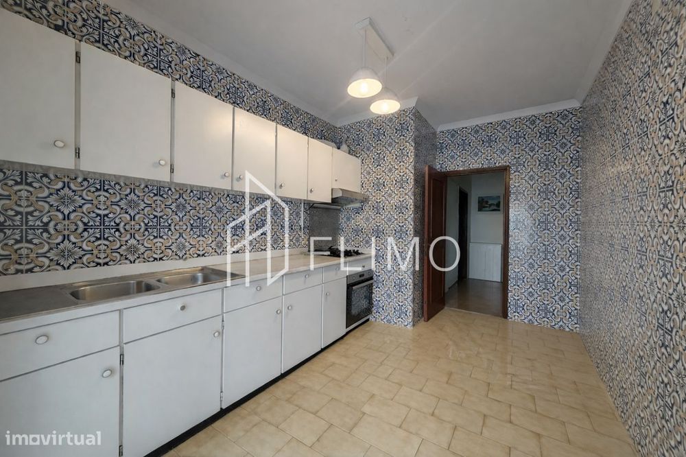 Apartamento T2+1 em São João da Madeira — S. João Da Madeira, Aveiro