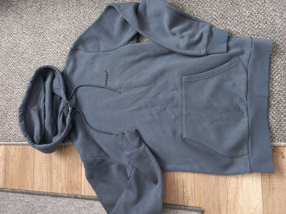 Paka 5 szt  Bluzy chłopięce xs/s