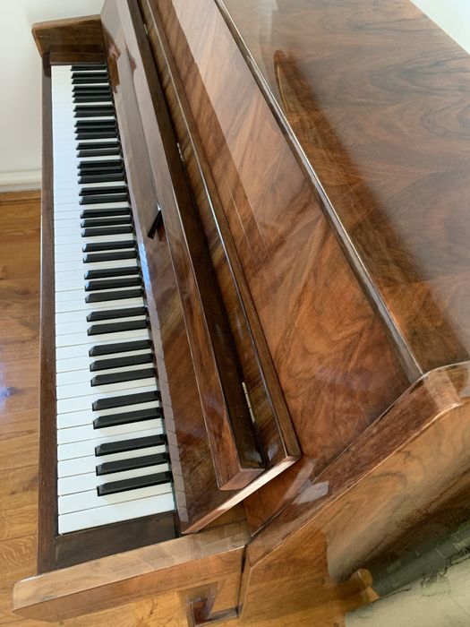 Фортепіано Україна, піаніно