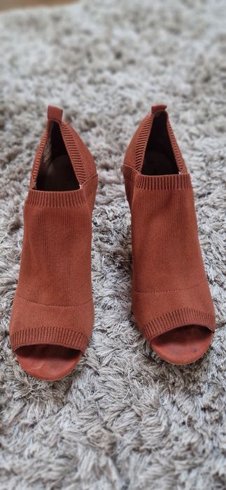 Szpilki Tamaris, rozmiar 40