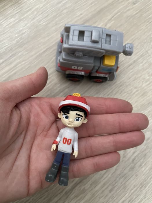 Машинки-роботи, машинка інерційна