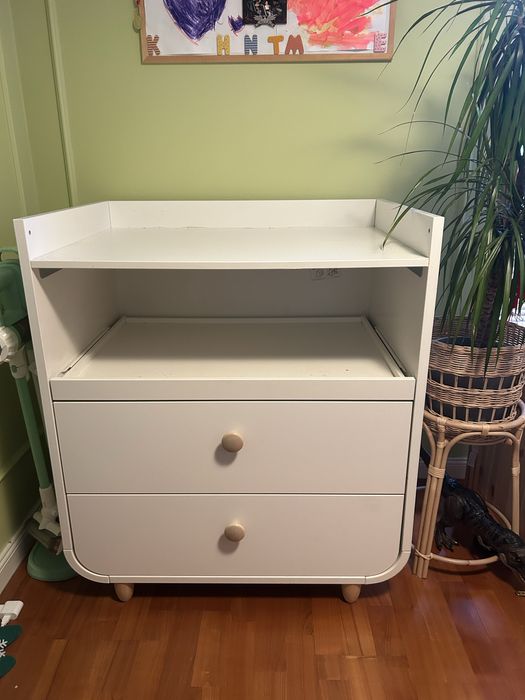 Komoda z przewijakiem Myllra z Ikei