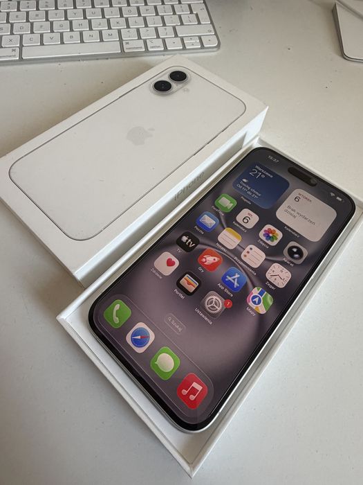 Bateria 100% iPhone 16 Plus 512gb White Idealny