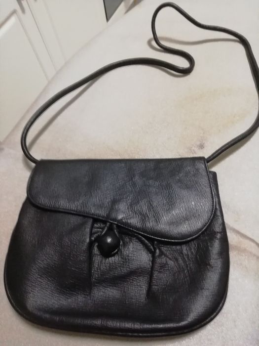 Carteira pequena preta