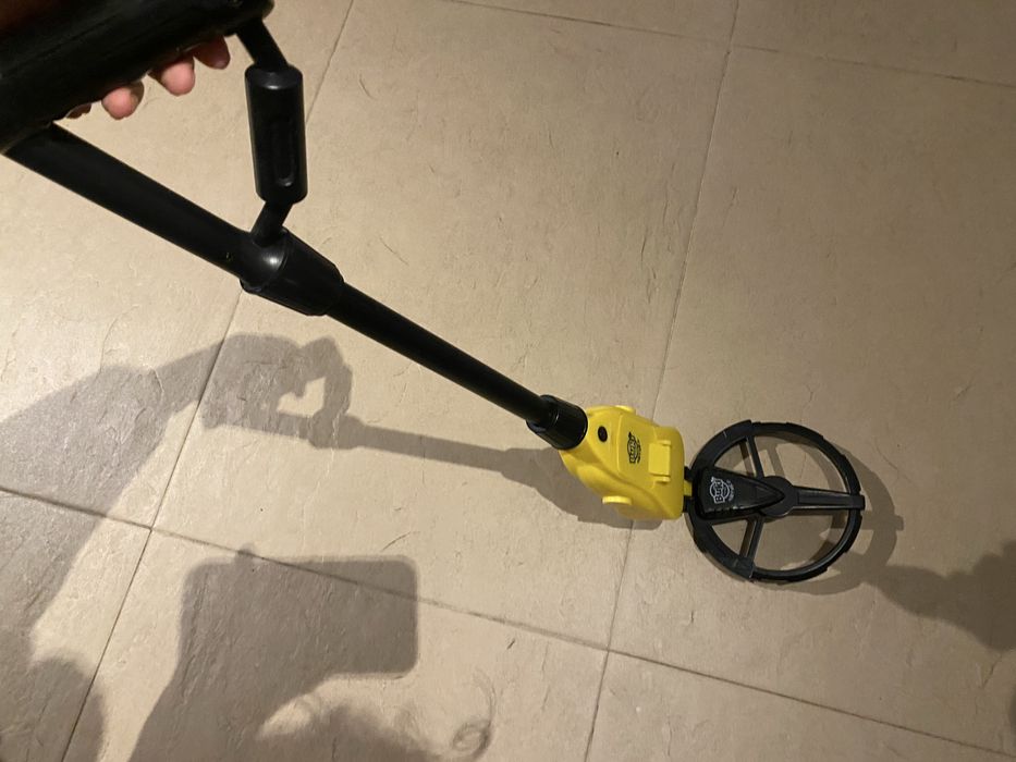 Brinquedo - metal detector para crianca