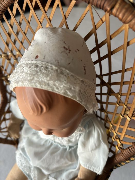 Boneca antiga com corpo em pano e cabeça em celuloide Tartaruga.