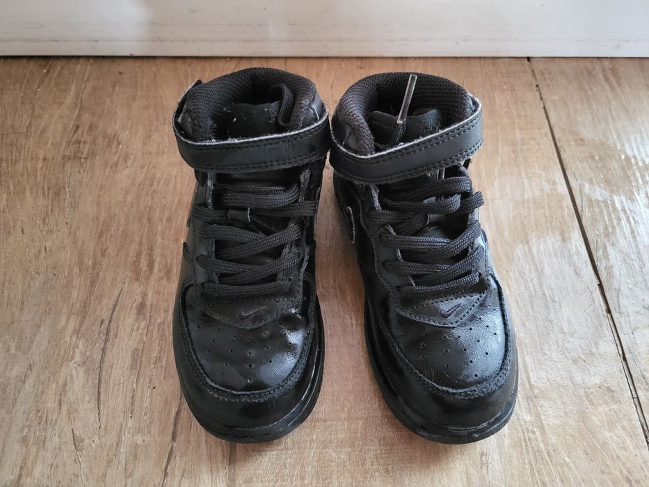 Nike air force 1 mid rozm 26
Wyszukaj coś

Nike