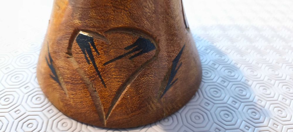 Djembe em madeira maciça