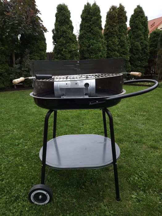 Grill ogrodowy stalowy