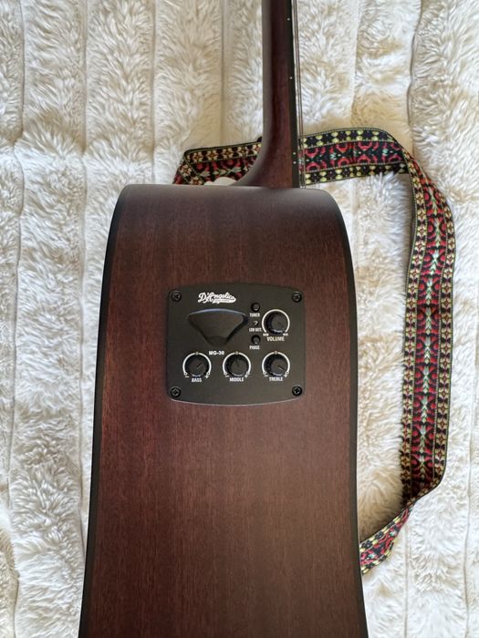 Dangelico New York Premier Sunburst