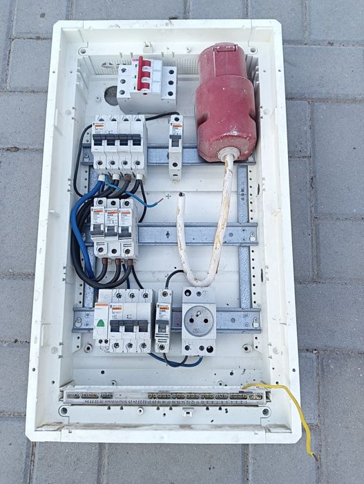 Rozdzielnia elektryczna