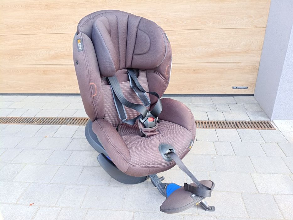 Fotelik Besafe iZi plus do jazdy tyłem do kierunku jazdy montowany na pasy bezpieczeństwa nie ISOFIX bezwypadkowy stan bardzo dobry