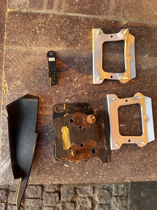 Infinity qx70 клык датчик давления шин крышка аккумулятора