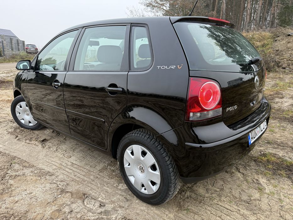 VW Polo z Niemiec benz*TOUR*5drzwi*PDC*climatronic*4EL szyb*grzane fot