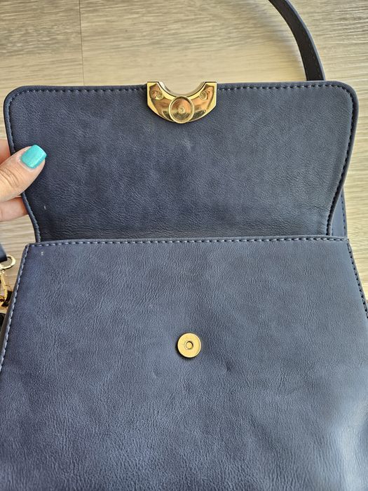 Mala azul da Parfois