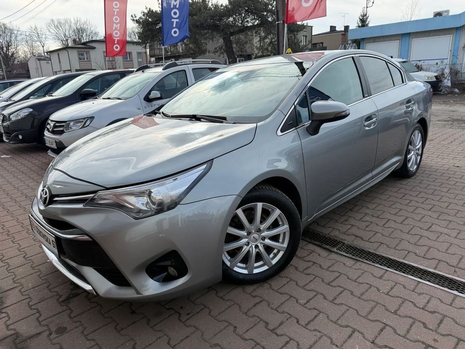 Toyota Avensis Lift LED Edition S+ Super stan Super wyposażenie Super Cena z Niemiec