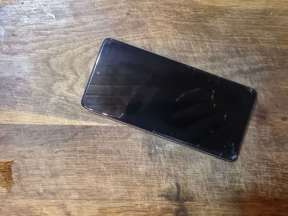 Самсунг м51 в отличном состоянии