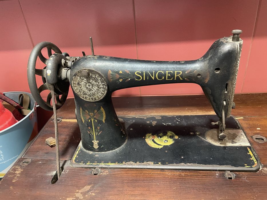 Maquina de costura singer