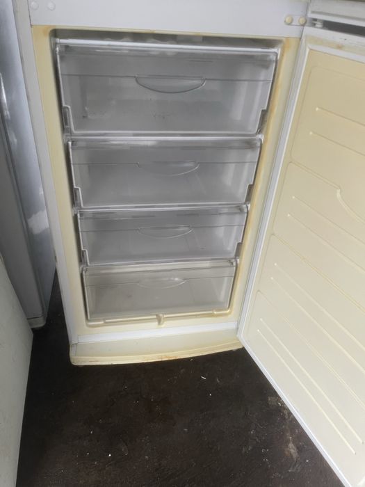 Продам холодильки