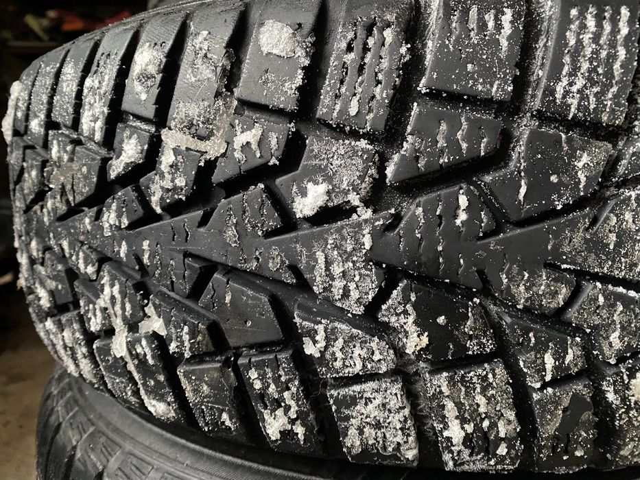 Комплект зимових коліс на титанах 195/65 R15