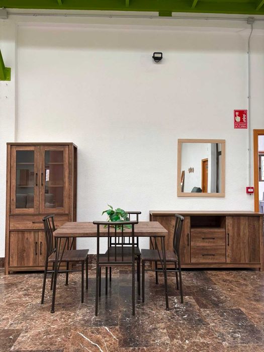 Vitrina + mesa + aparador - ENVIO GRÁTIS