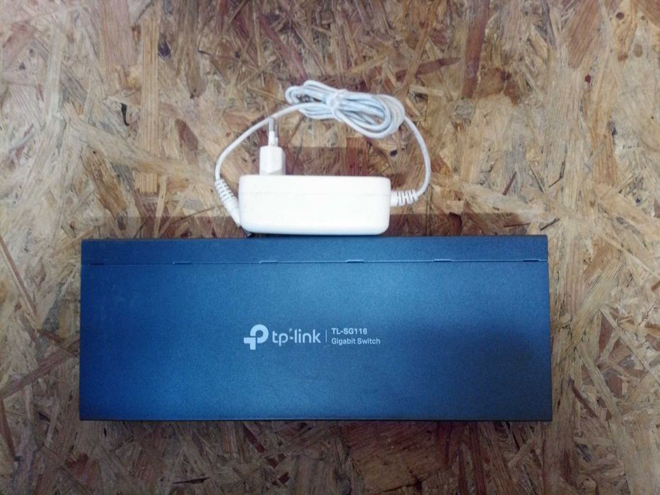 TP-LINK TL-SG116 Gigabit Switch
