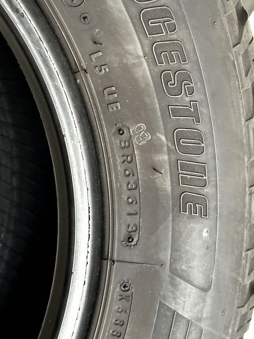 215/65 R16C Bridgestone Guravis