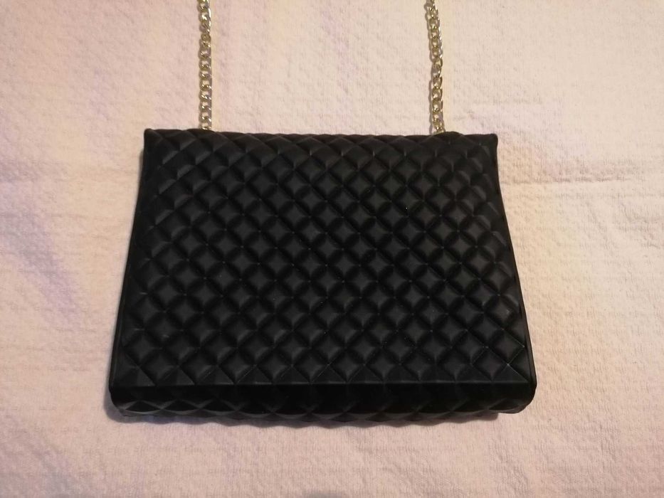 Mala preta de silicone Flying Tiger - Nunca Usada