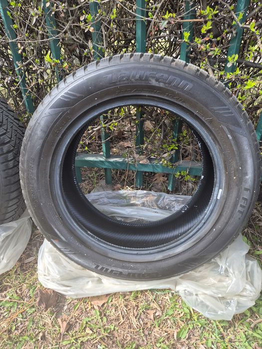 Opony zimowe Laufenn 235/55 R18