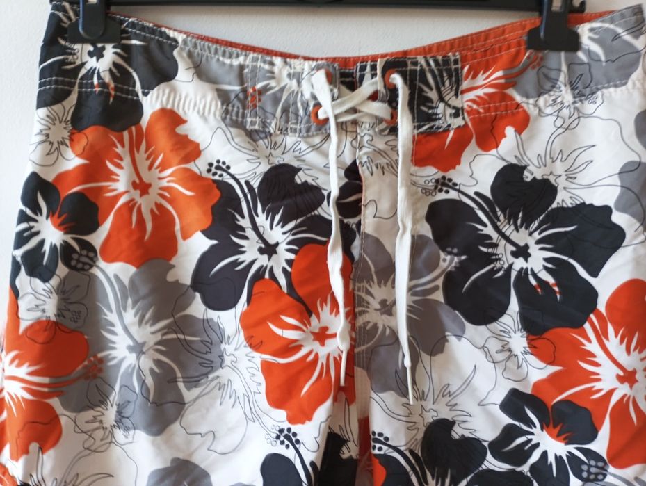 Bermudy/szorty w kwiaty H&M