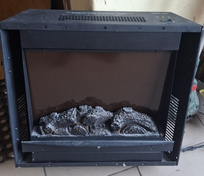 Kominek elektryczny na pilota, wkład