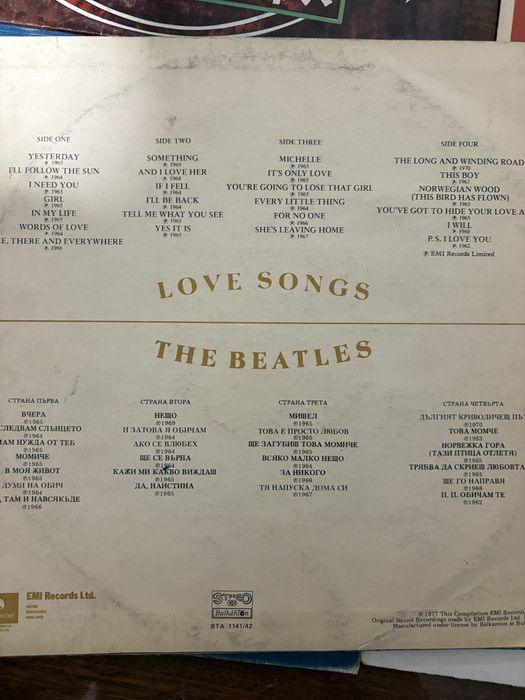 Платівки elvis presley, queen та інші