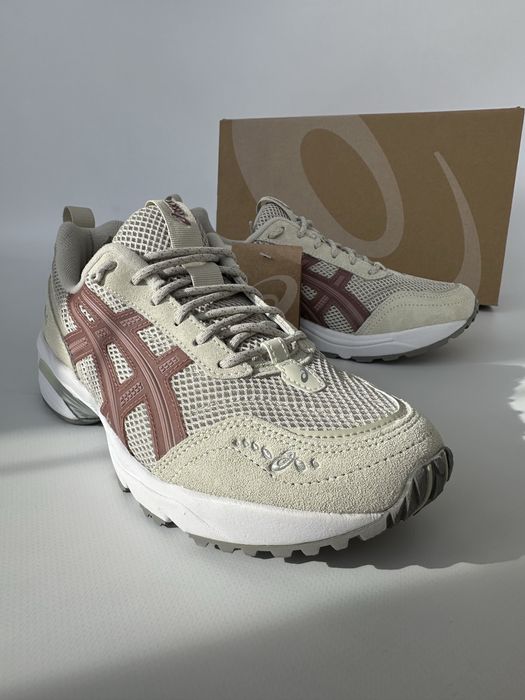 Оригінал жіночі кросівки ASICS Gel-1090V2