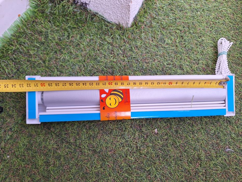 Roleta zaciemniająca 34,5 cm na wys 122 cm. Nowa