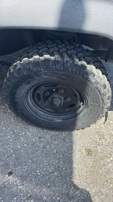 5 Jantes Land Rover Defender com pneus Fedima F Mud 245/75 R16.