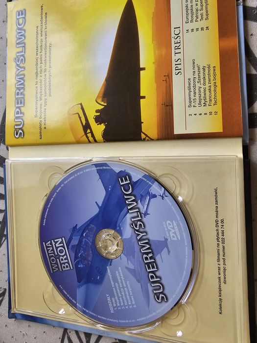 DVD  Supermyśliwce Wojna i broń