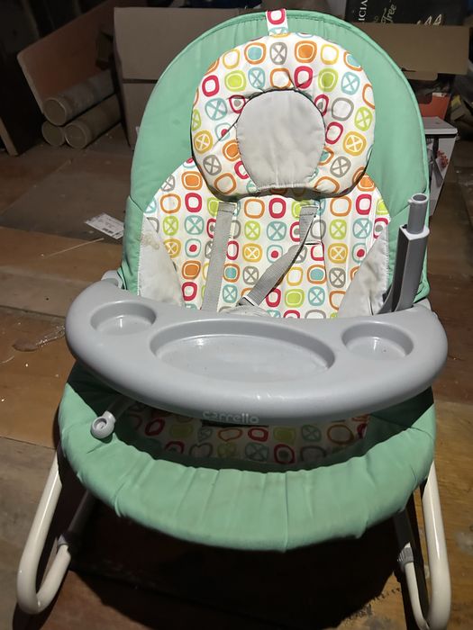 Кріселко качалка для годування