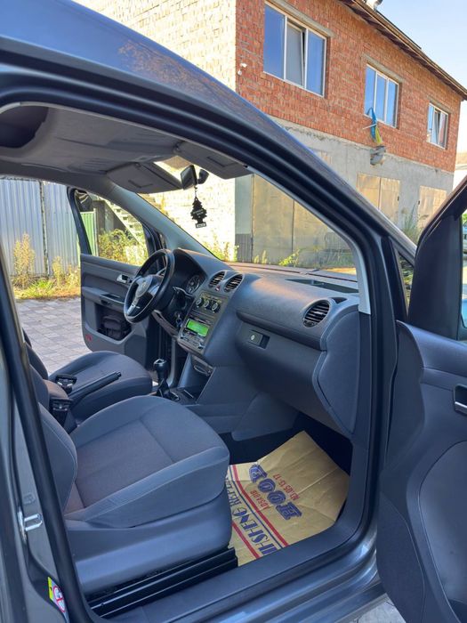 Волксваген Каді Volkswagen Caddy