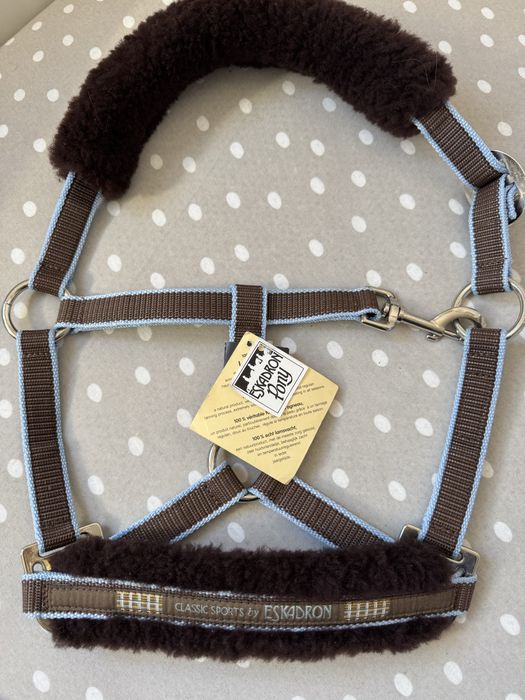 Kantar Eskadron Pony z naturalnym futrem i skórą