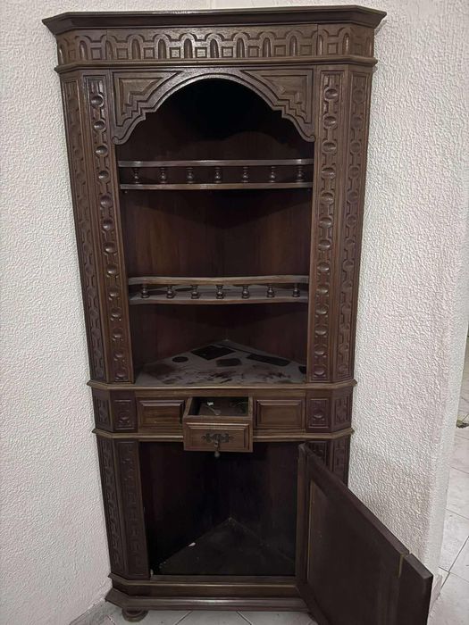 Conjunto de sala antigo em madeira