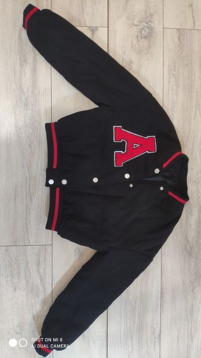 Бомбер куртка xs s