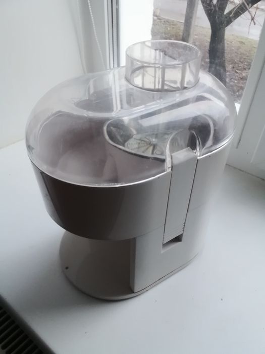 Соковижималка єлектрична на запчастини