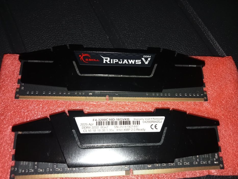 G-SKILL RipJaws 16GB 3200mhz RAM DDR4