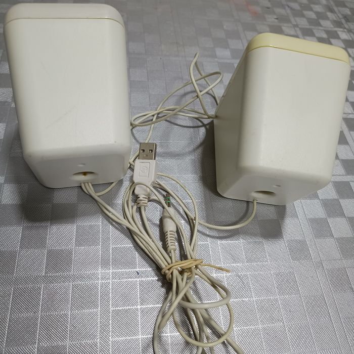 Colunas HP multimedia 2.0
Em excelente estado.
Alimentadas po