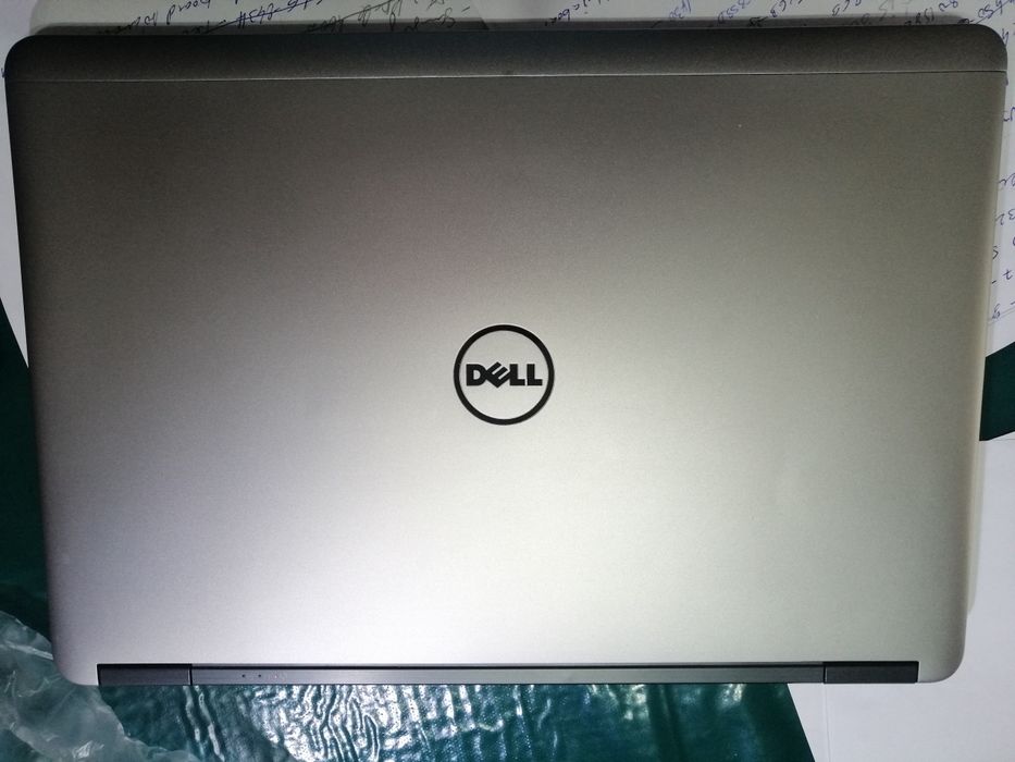 Dell E7440 i5 2.6 Ghz 8Gb 256 GB pc portátil