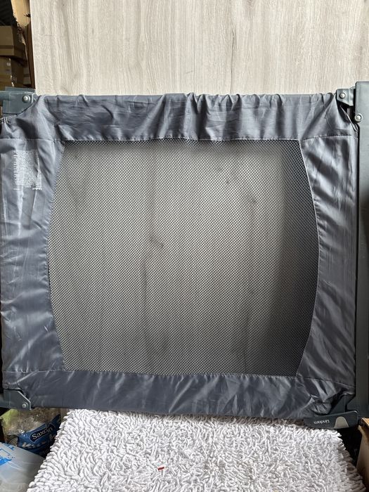 Bramka zabezpieczająca Lindam