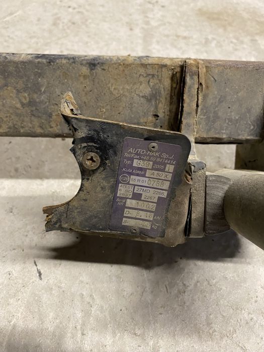 Фаркоп для Renault Laguna 2