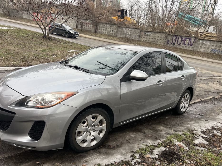 Mazda 3 2013 року автомат