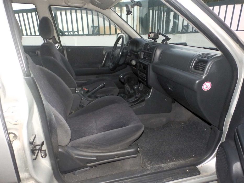 Opel Frontera B 2.2 DTI 16V, versão Limited, de 2000, com 112.000 km